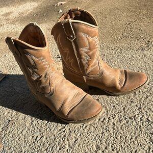 American eagle cowboy boots size 3